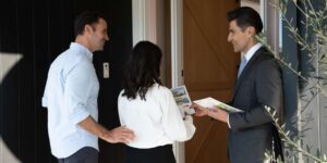 Why Clovelly Buyers Agents are Essential for Busy Professionals
